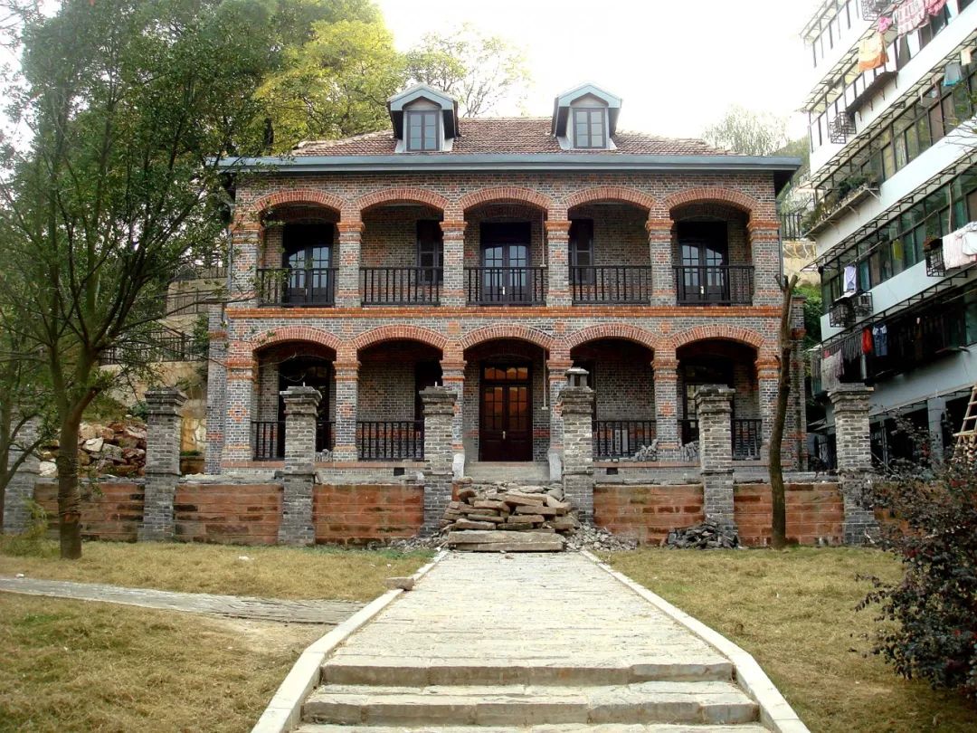 1751272512172552.jpg 8890cbb0551bb46f1d66ee279c96a469.jpg